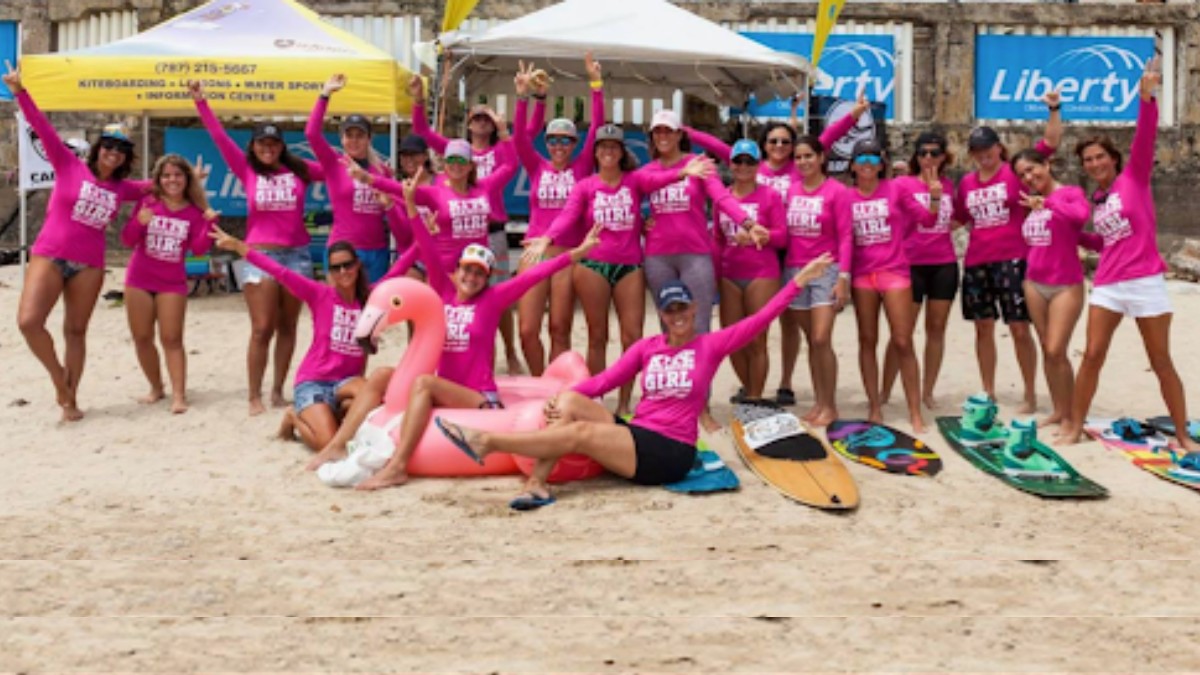 Female instructor Kitesurfing girls