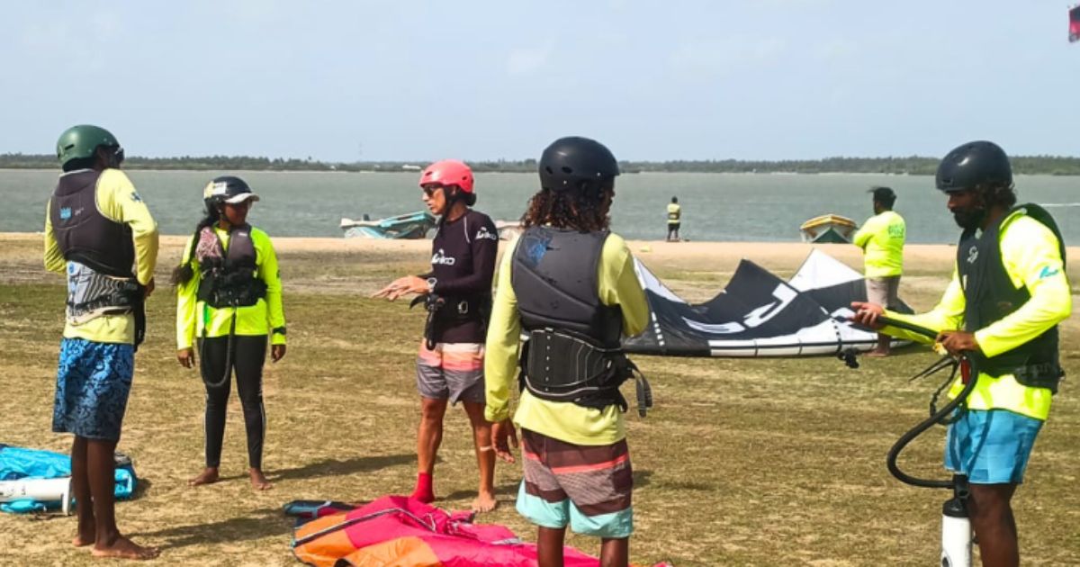 sirlanka female instructor