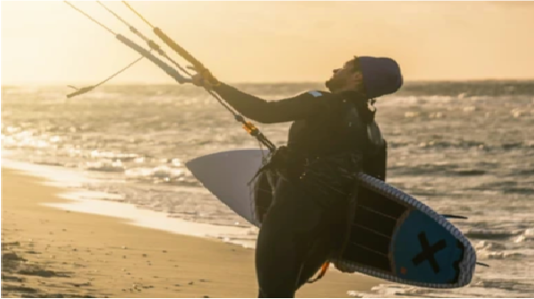 kitesurfing