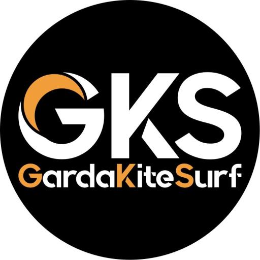Gardakitesurf.com