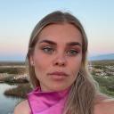 blank-profile-2496339